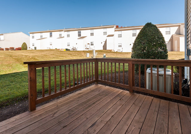Pheasant Run Townhomes - Outside Balcony